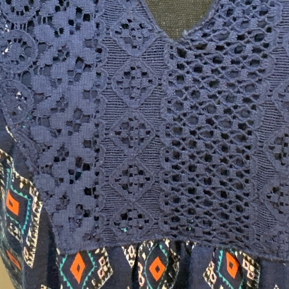 No Boundries strappy top Sz M (7-9) - Picture 2 of 8